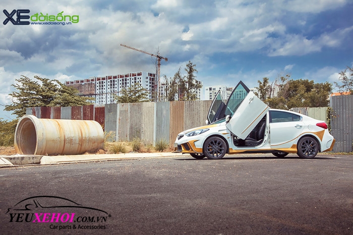 xedoisong_do_kia_k3_lamborghini_saigon_h6_nzrl.jpg