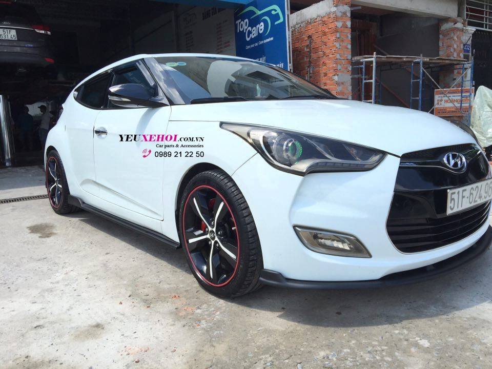 Hyundai Veloster với bộ bodylip mới.