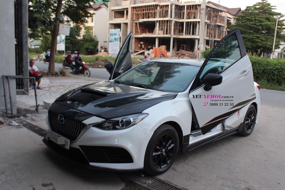 - 💋 Hoàn thiện gói nâng cấp body,hệ thống xả thể thao RES , cửa lambo cho Mazda3....
