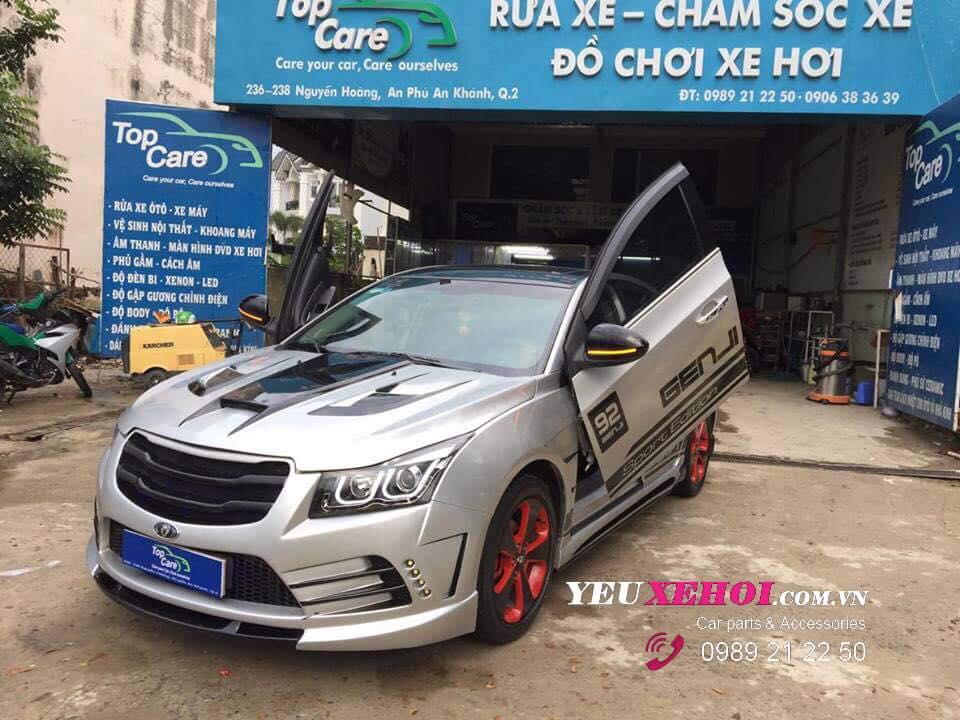 🌴 Hoàn thiện gói độ thân vỏ, cửa lambo... vô số các chi tiết nhỏ khác cho chiếc Cruze 
