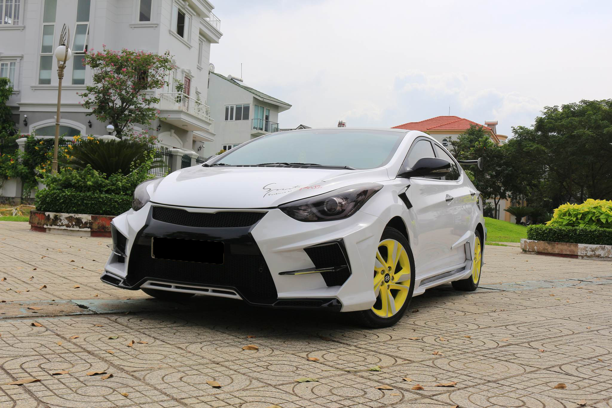 Huyndai Elantra | Bodykit RS|Lambo door|