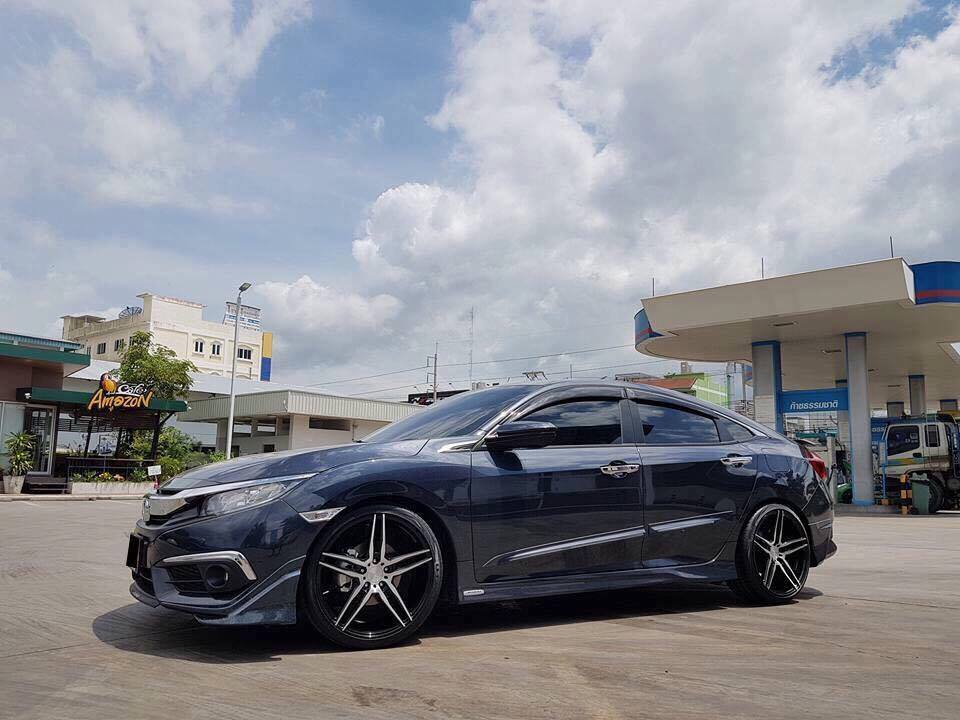 USA / NICHE / CAST WHEEL MONO BLOCK 