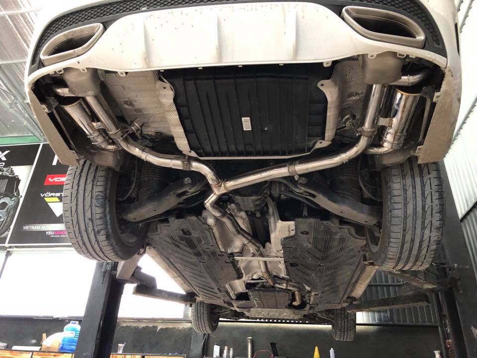 MERCEDES C300 W205 / RES EXHAUST 