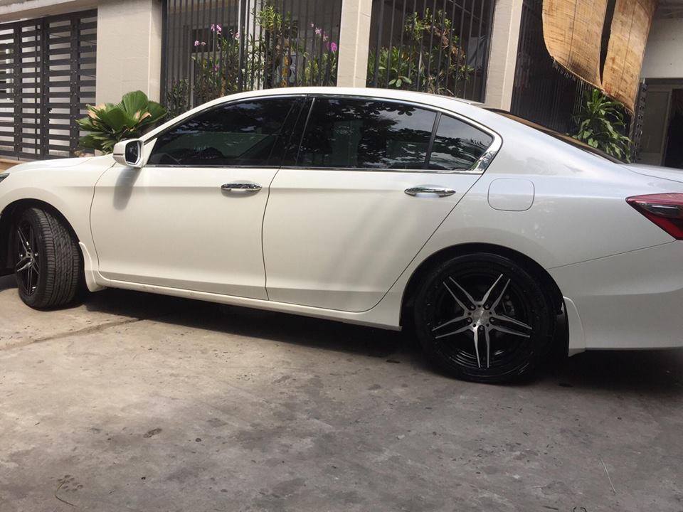 HONDA ACCORD  / USA NICHE WHEEL / 17 INCHES