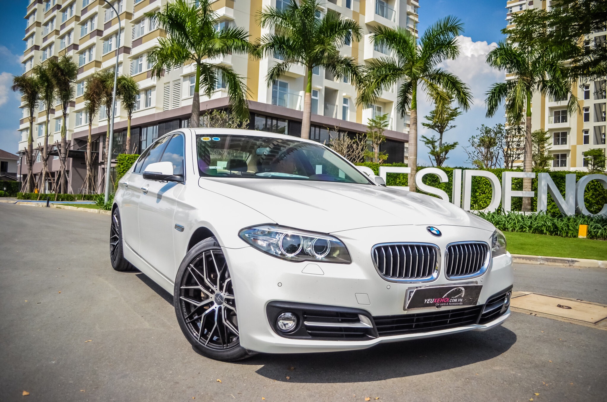 BMW 520  305 FORGED WHEEL CERAMIC COATING