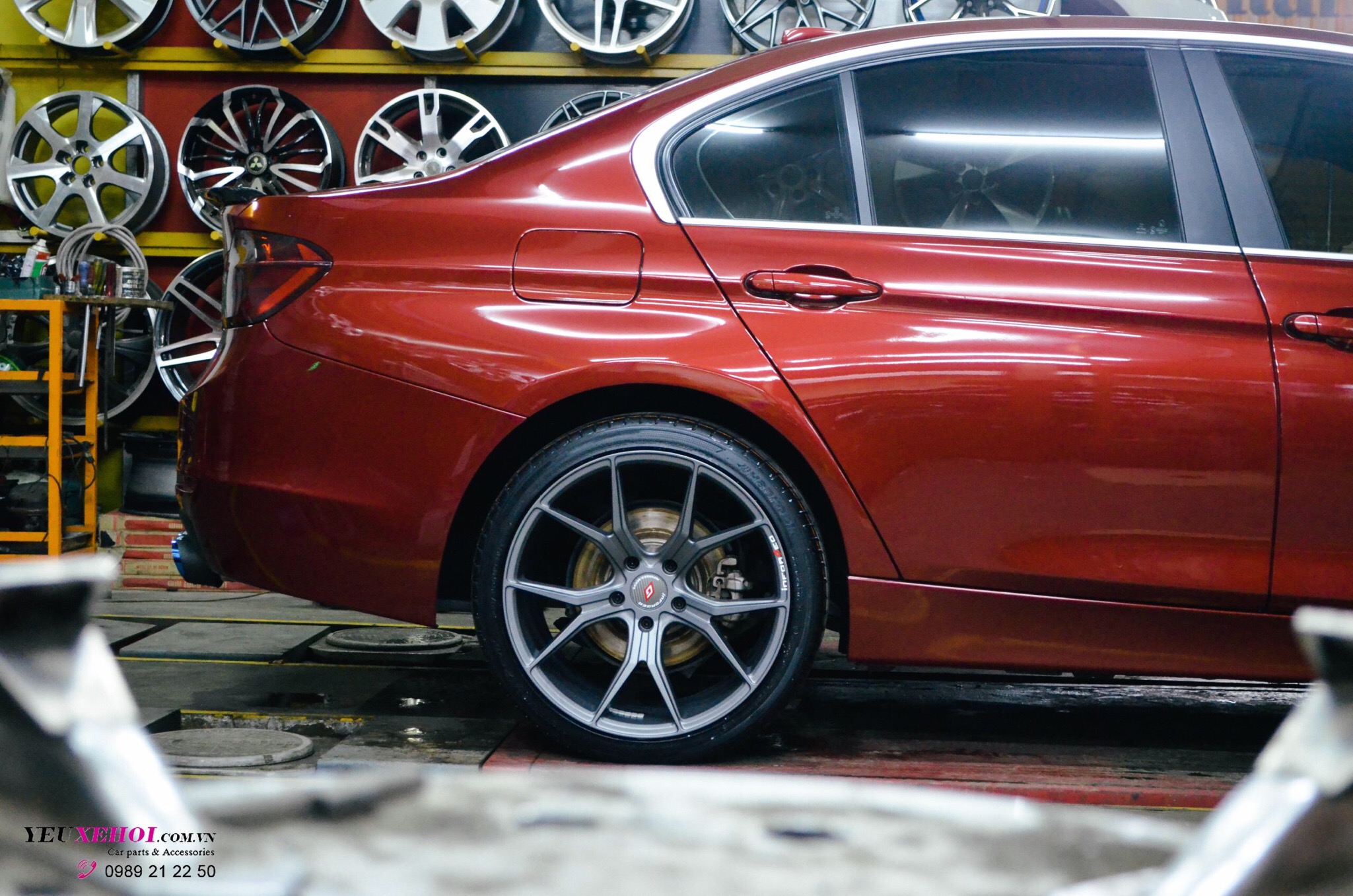BMW RED F30 19 INCHES INFORGED WHEEL