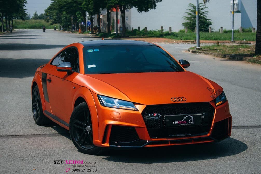 AUDI TT 2015-2018 ĐẦU TIÊN TẠI VIETNAM LÊN BODY RS