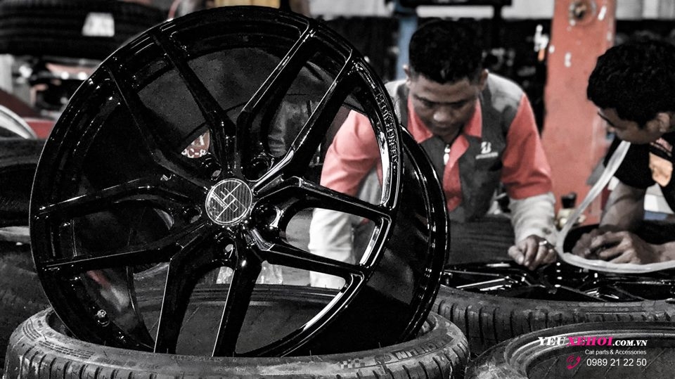 USA 305FORGED WHEEL / FT06 19 INCHES /  BMW 320 F30 