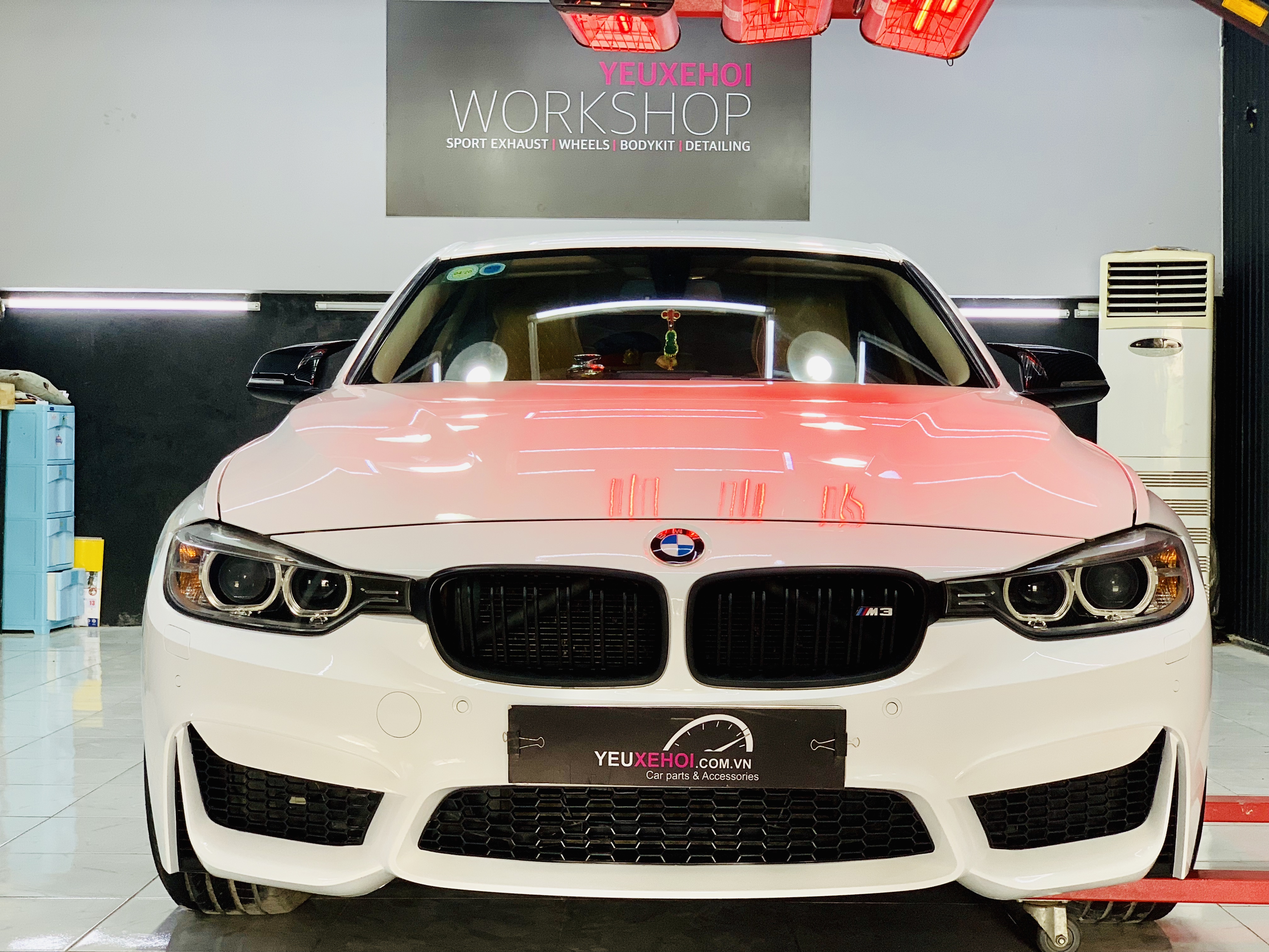 BMW 320i LÊN NHẸ BODYKIT M3 / PHỦ CERAMIC / SƠN MÂM