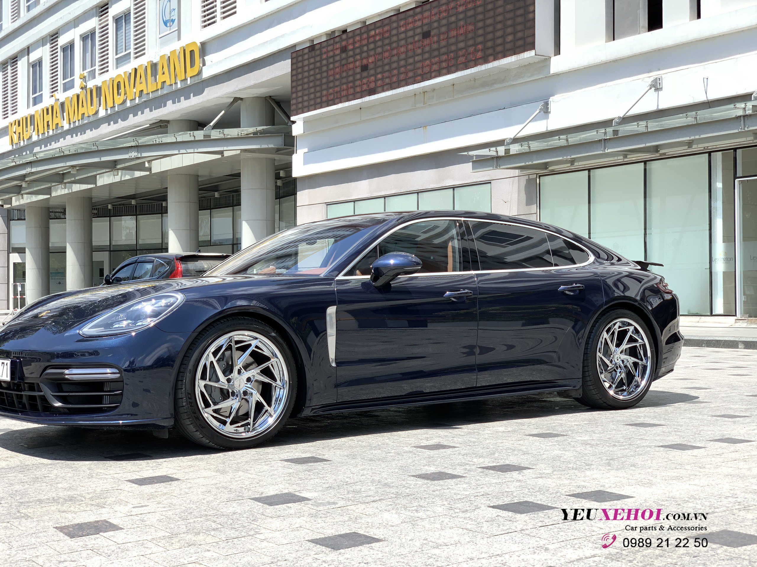 NEW PORSCHE PANAMERA  / 305FORGED 21 INCHES 