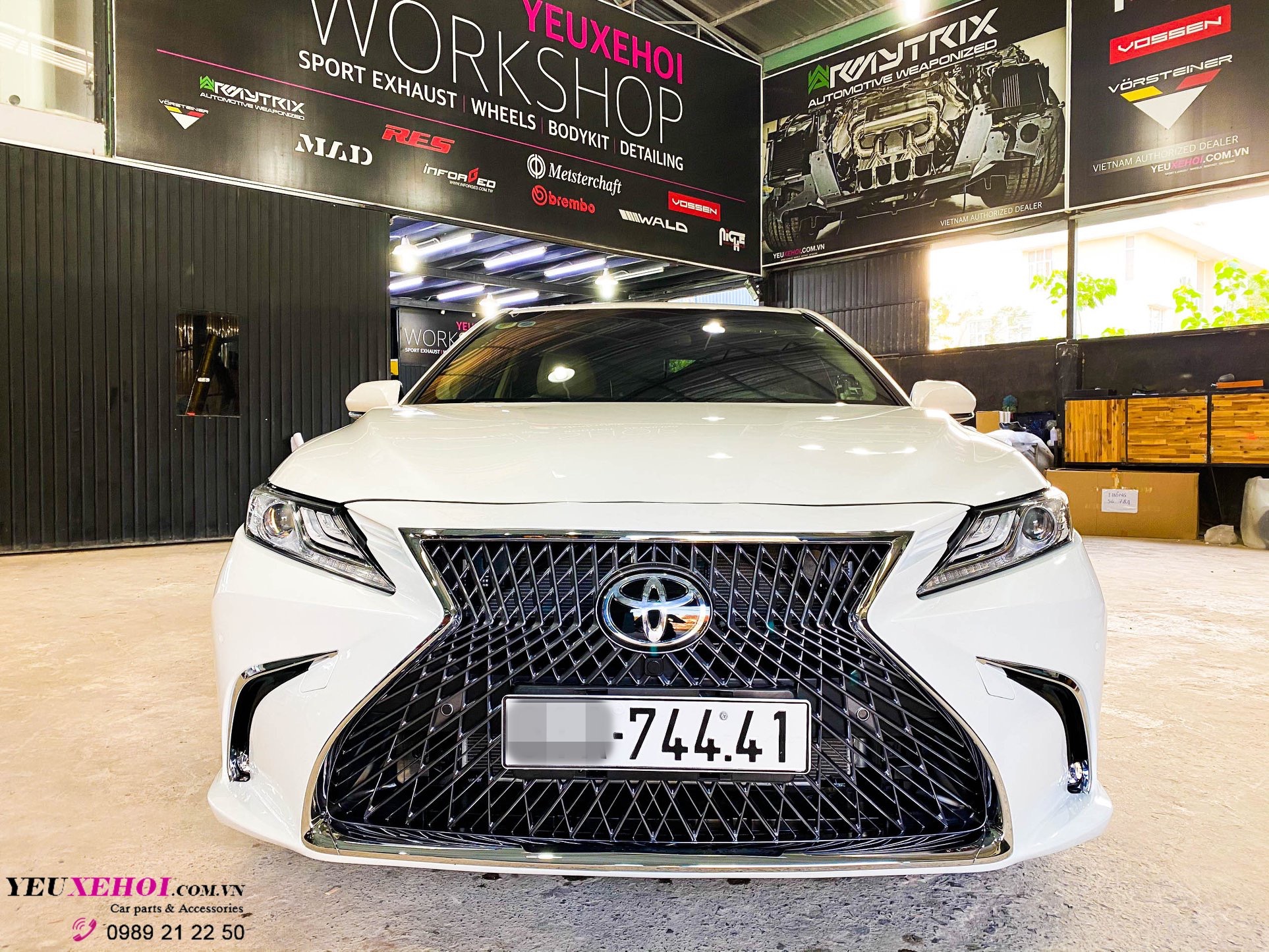 2019 TOYOTA CAMRY TRẮNG LÊN BODY KIỂU LEXUS