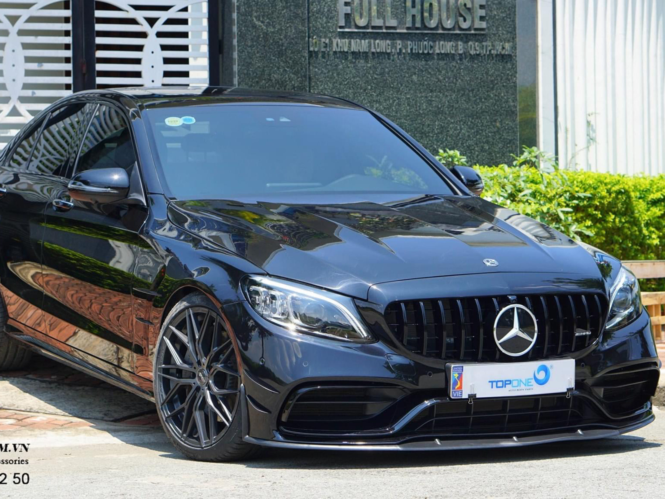 HOÀN THIỆN GÓI NÂNG CẤP THÂN VỎ CHO 2020 MERCEDES C300 FACELIFT / 305FORGED FT107