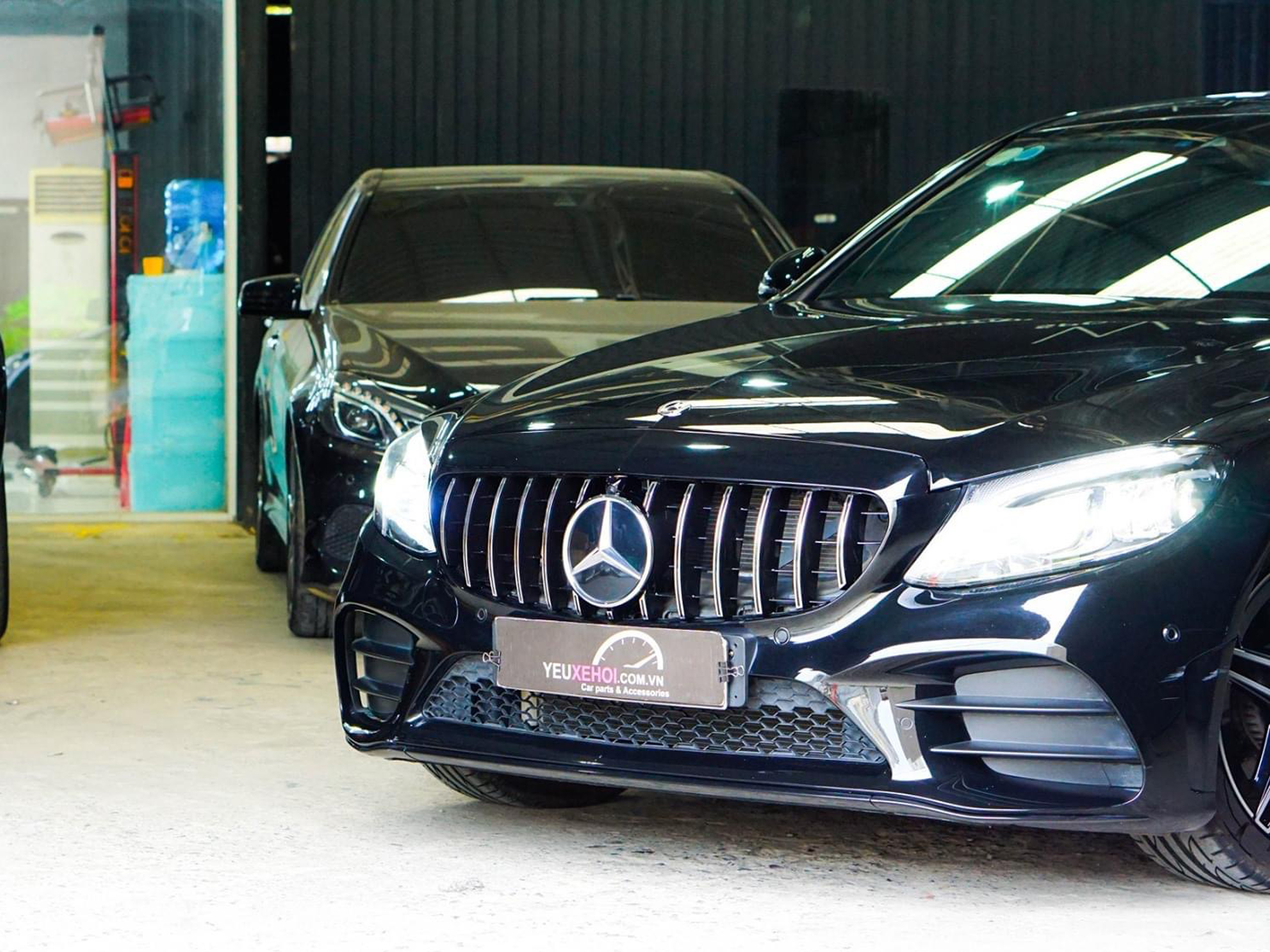 2020 MERCEDES C300 AMG LÊN COMBO: FULL PÔ RES / LIP SAU C63s / MẶT CALANG GT