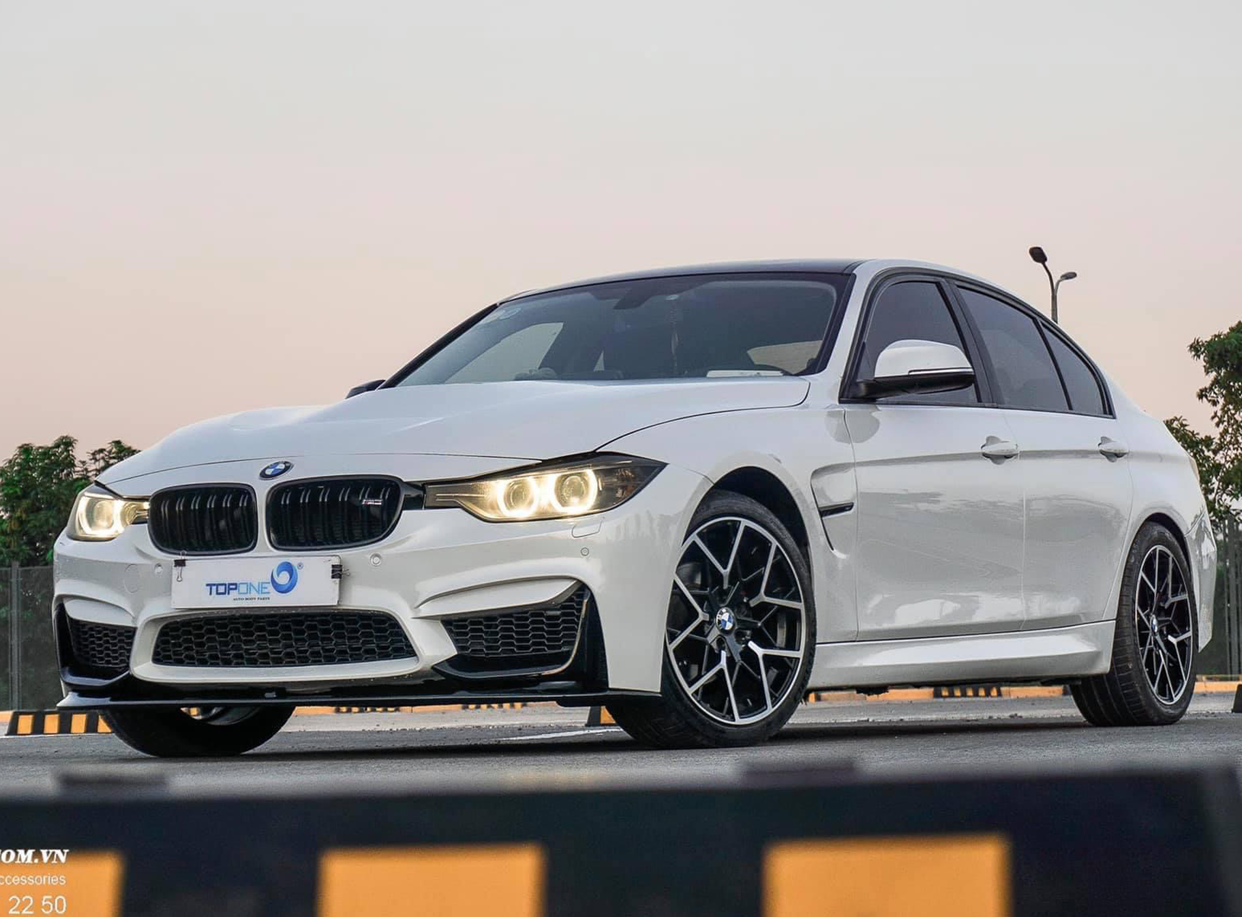 HOÀN THIỆN GÓI NÂNG CẤP BODY TOPONE M3 CHO BMW F30