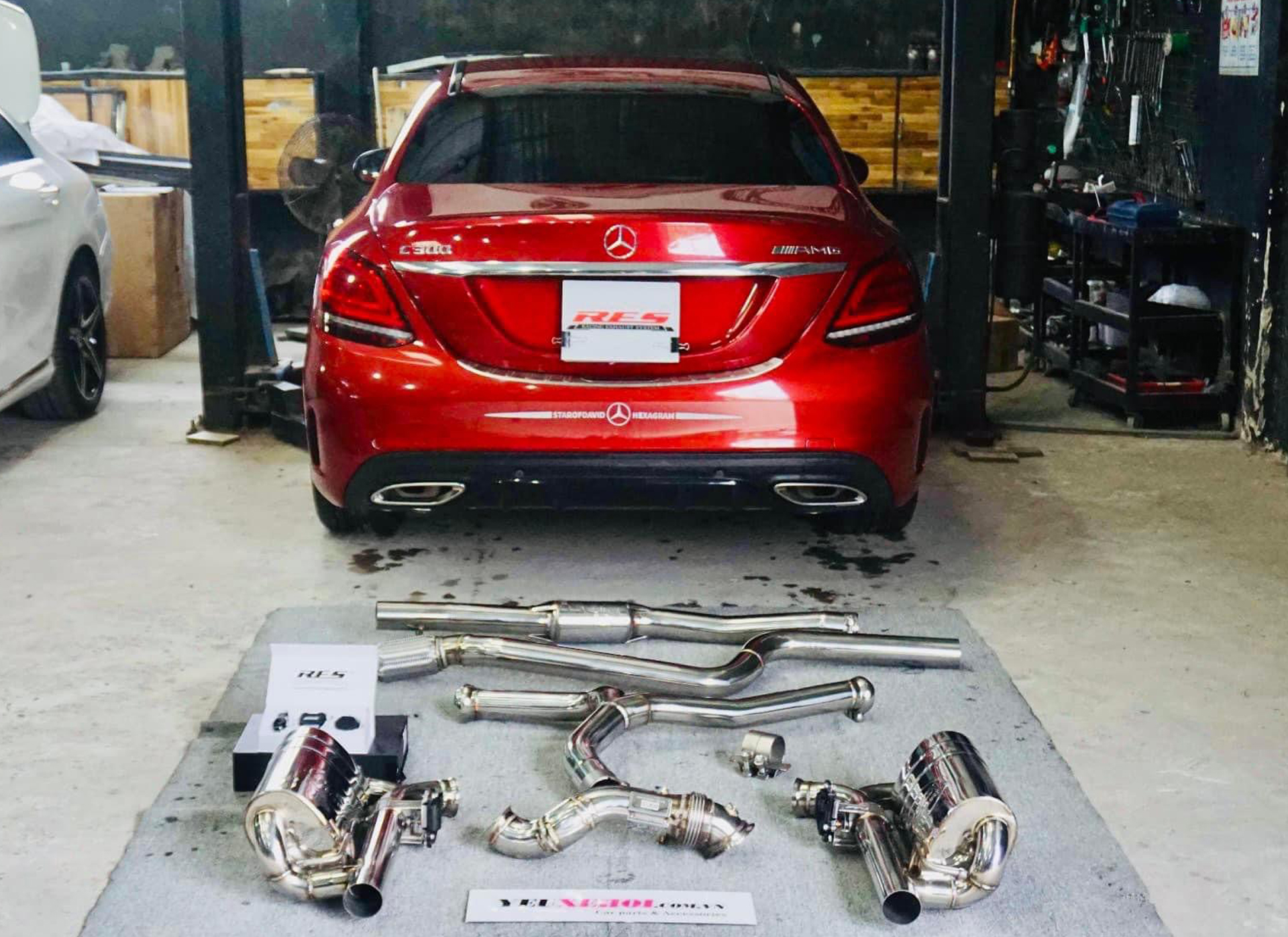 MERCEDES C300 AMG FACELIFT / RES EXHAUST