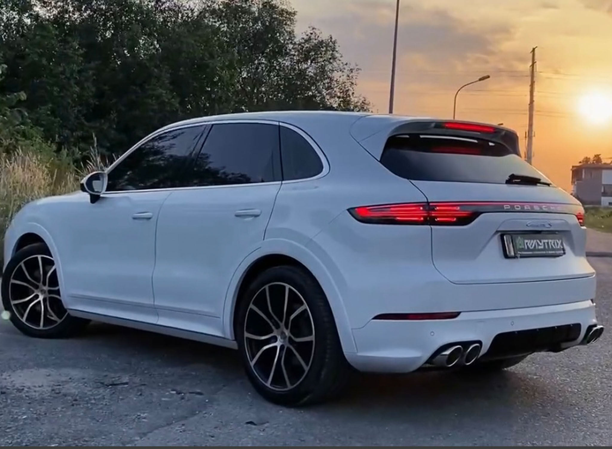 PORSCHE CAYENNE 3.0T / FULL ARMYTRIX EXHAUST