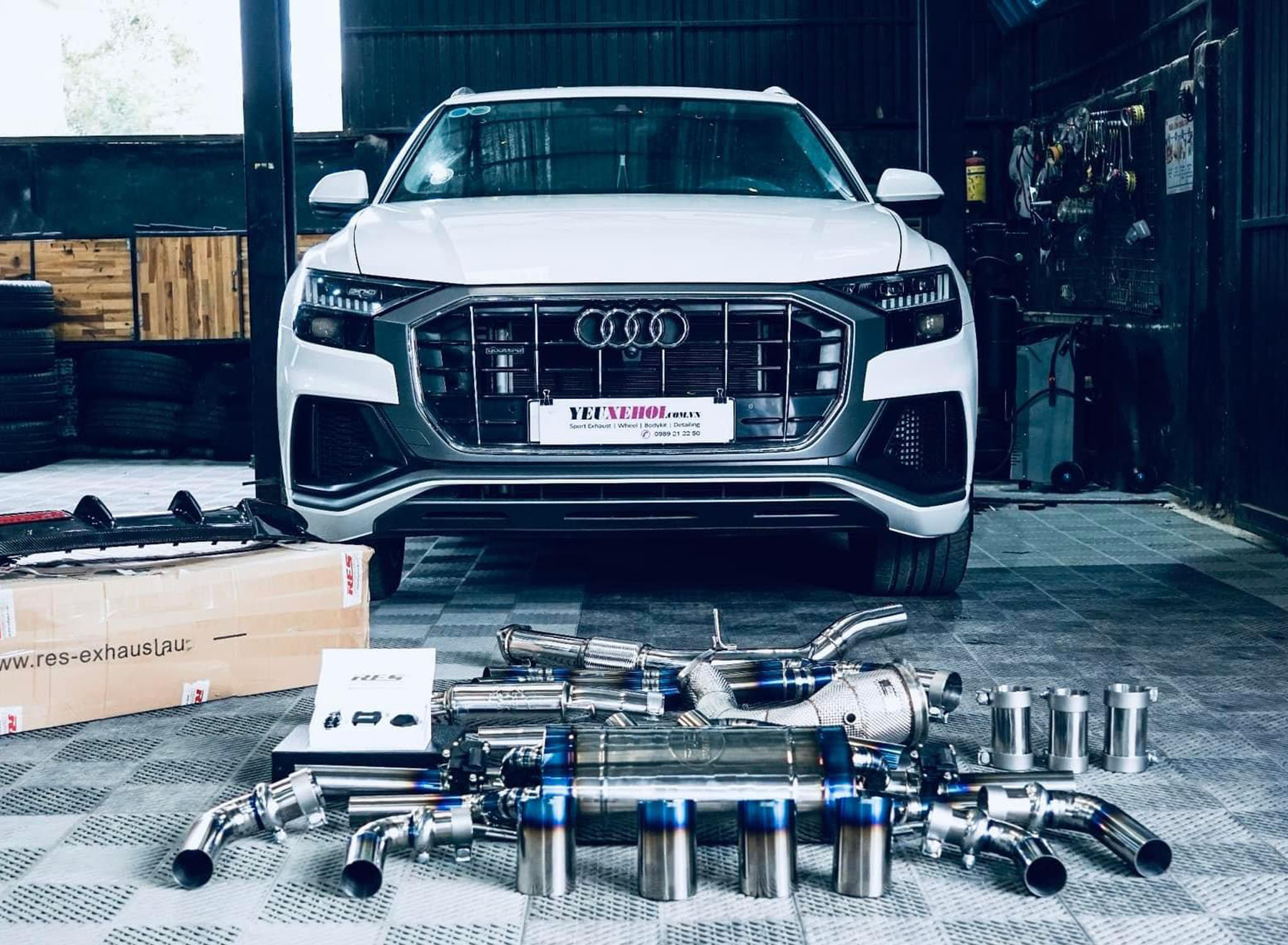 2022 AUDI Q8 SLine / FUL RES EXHAUST TITANIUM